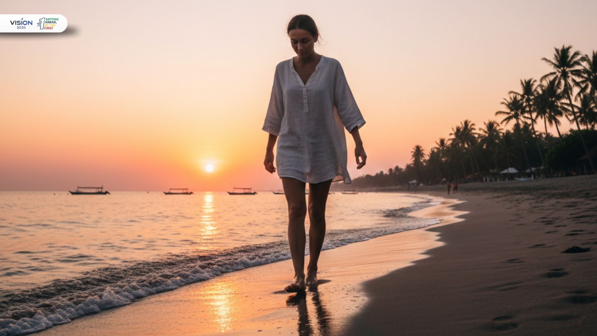 Grounding Pantai Sanur untuk Detoks Energi, Cara Sederhana Menyatu dengan Alam Lewat Beach Grounding