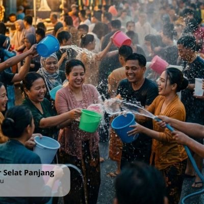 Festival Perang Air Selat Panjang Tradisi Unik Sambut Lebaran di Kepulauan Meranti